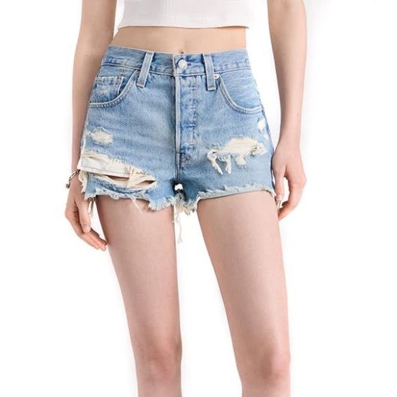 Levi's Pants - Levi Jean shorts